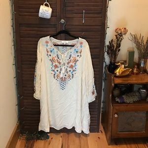 1XL Umgee embroidered tunic